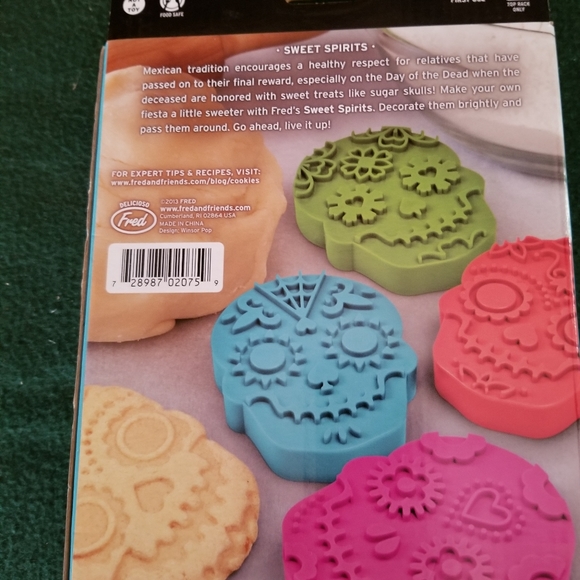 Sweet spirits cookie cutters - Picture 2 of 4
